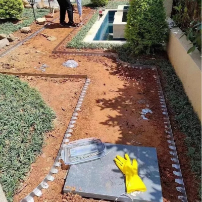 Bordura da giardino in alluminio