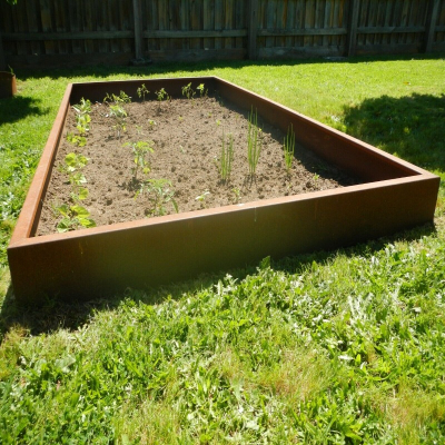 Letti da giardino in corten