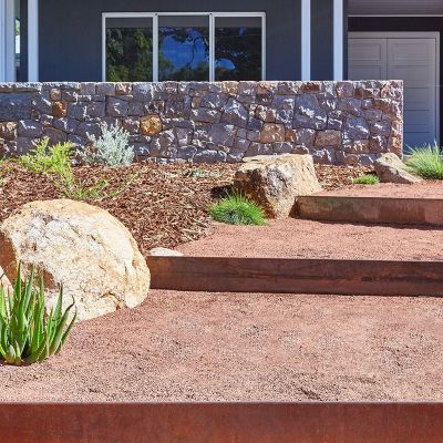 Muro da giardino in corten