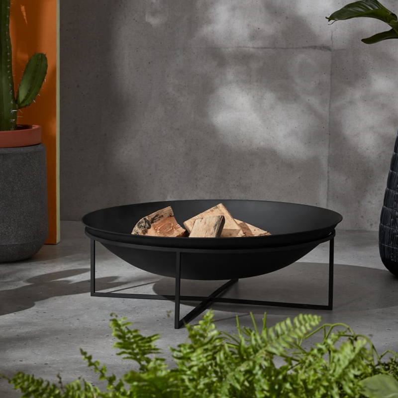 Metal Fire Pit
