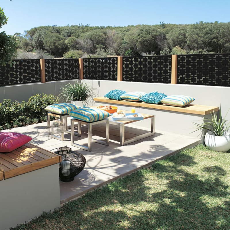 2,4 meter hoog metalen privacyscherm 2,4 meter hoog metalen privacyscherm