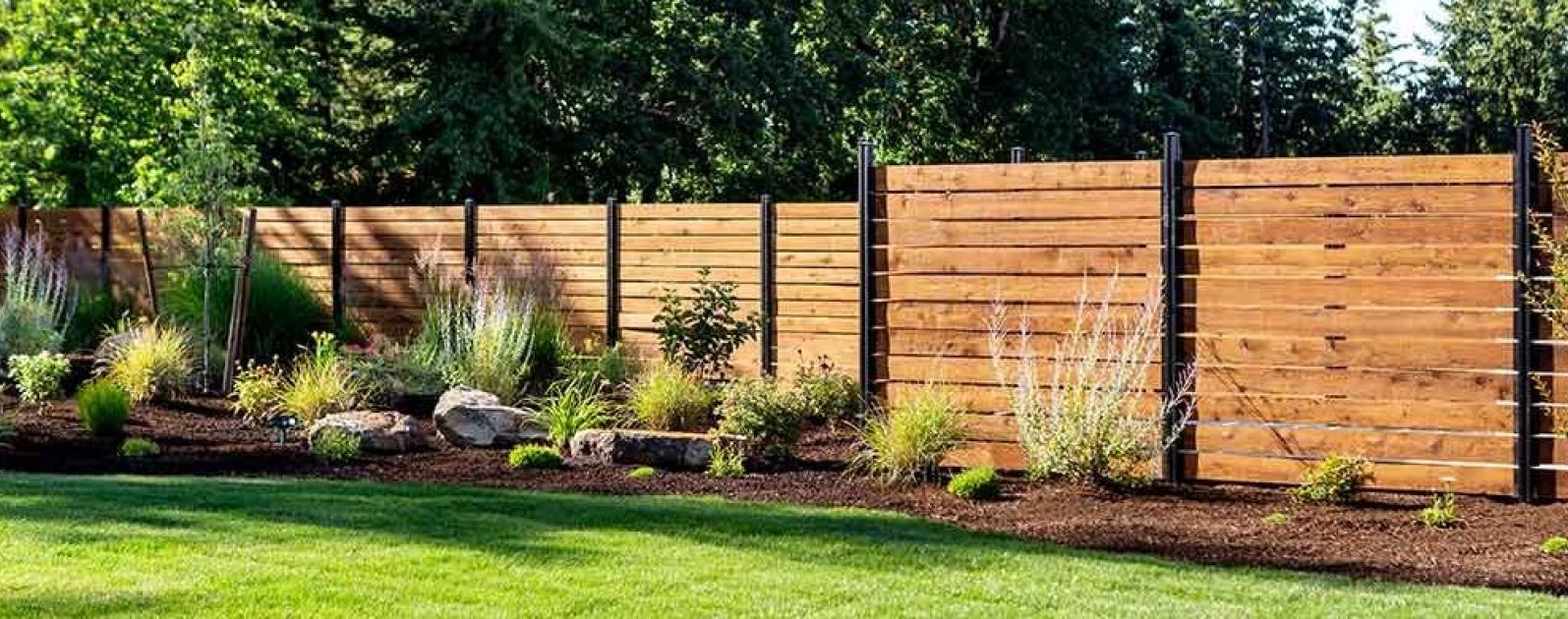 Wood Privacy Screen fencing